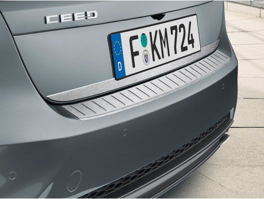J7274ADE00BR Lišta zadného nárazníka KIA Ceed (CD), brúsená
