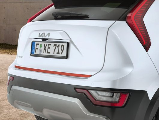 AT491ADE00OR Lišta veka kufra KIA Niro EV, HEV, PHEV, oranžová farba