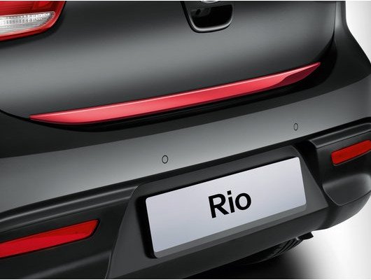 H8491ADE00RD Lišta kufrových dverí KIA Rio (YB), červená