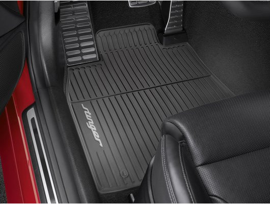 J5131ADE00AW Gumené rohože so sivým logom 4x4, KIA Stinger